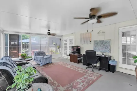 722 59th Street S Gulfport FL 33707