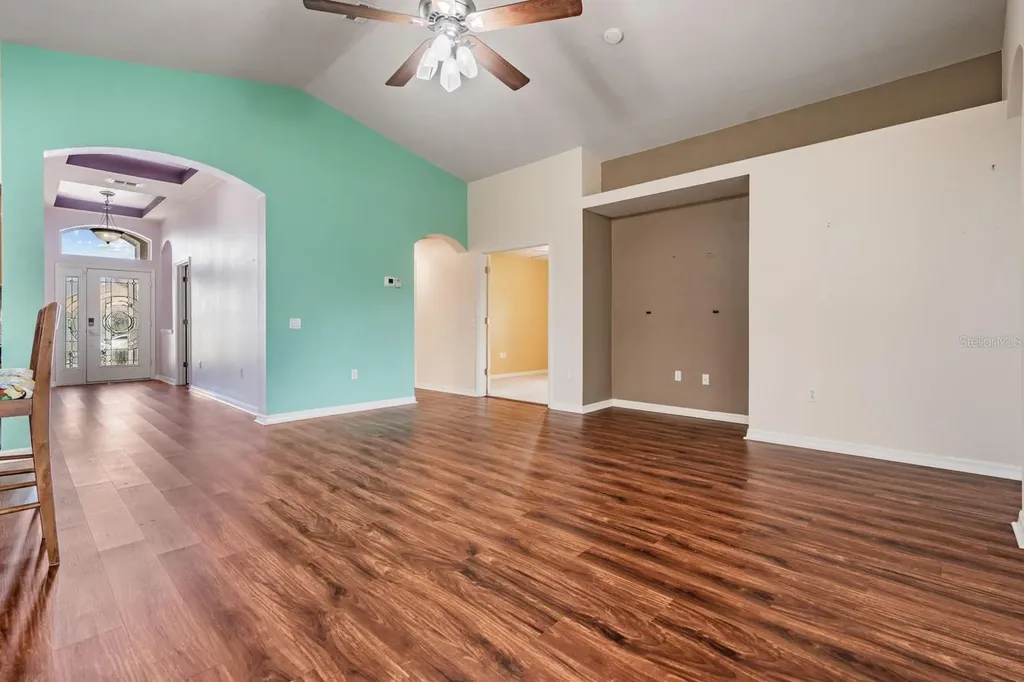 11709 Spindrift Loop Hudson FL 34667