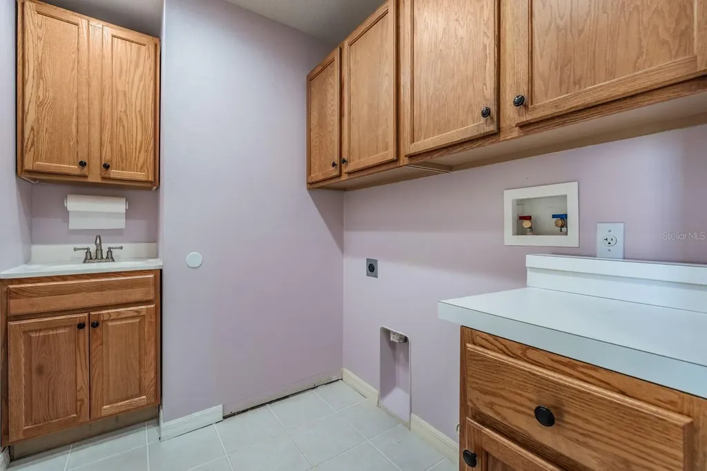 11709 Spindrift Loop Hudson FL 34667