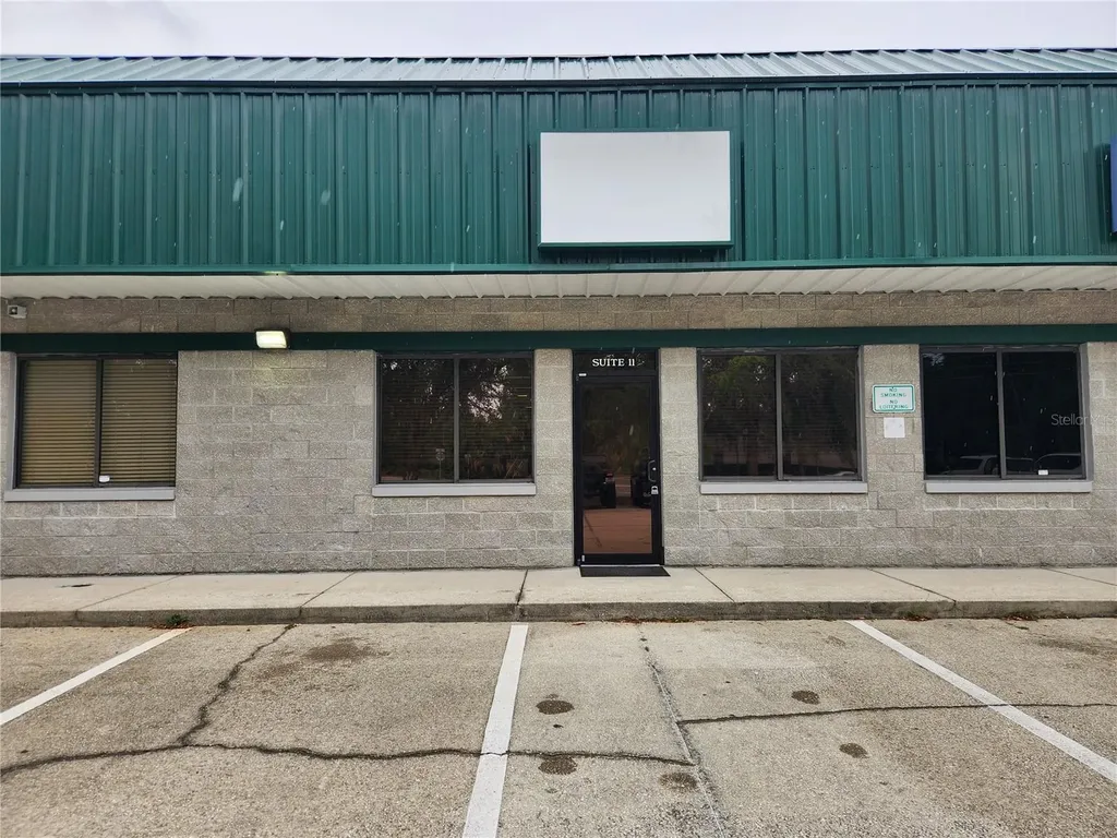 1607 S State Road 15a Deland FL 32720
