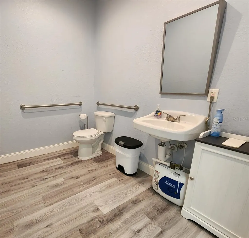 1607 S State Road 15a Deland FL 32720