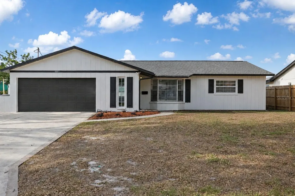 2461 69th Avenue S St Petersburg FL 33712