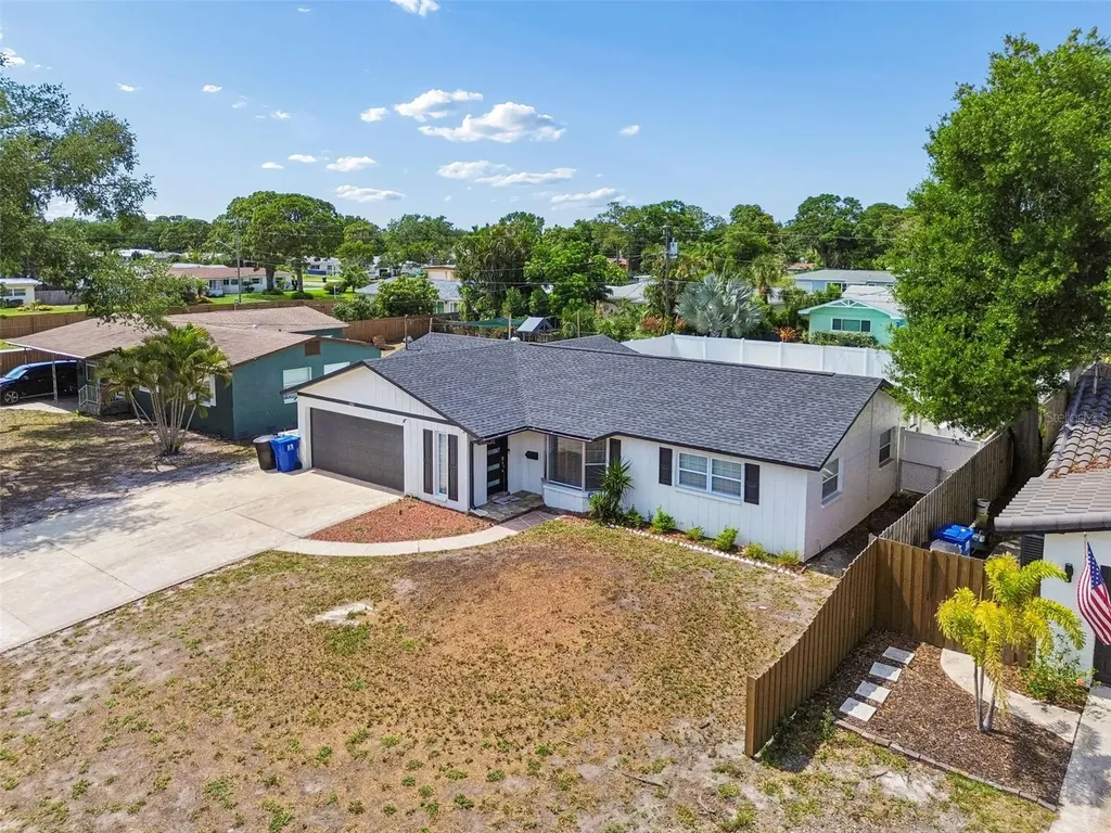 2461 69th Avenue S St Petersburg FL 33712