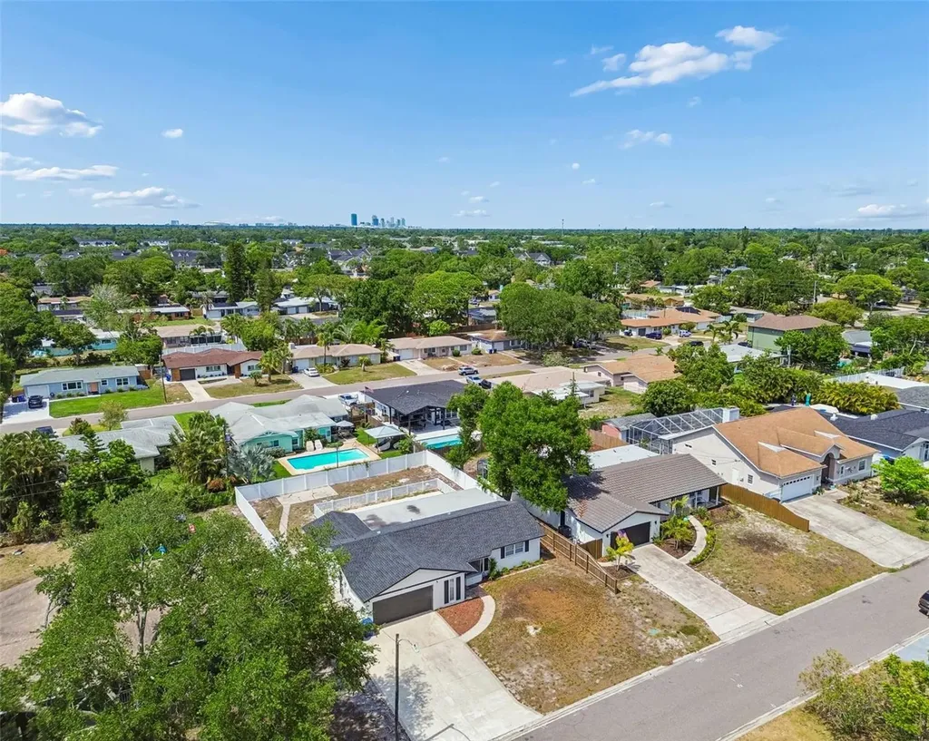2461 69th Avenue S St Petersburg FL 33712