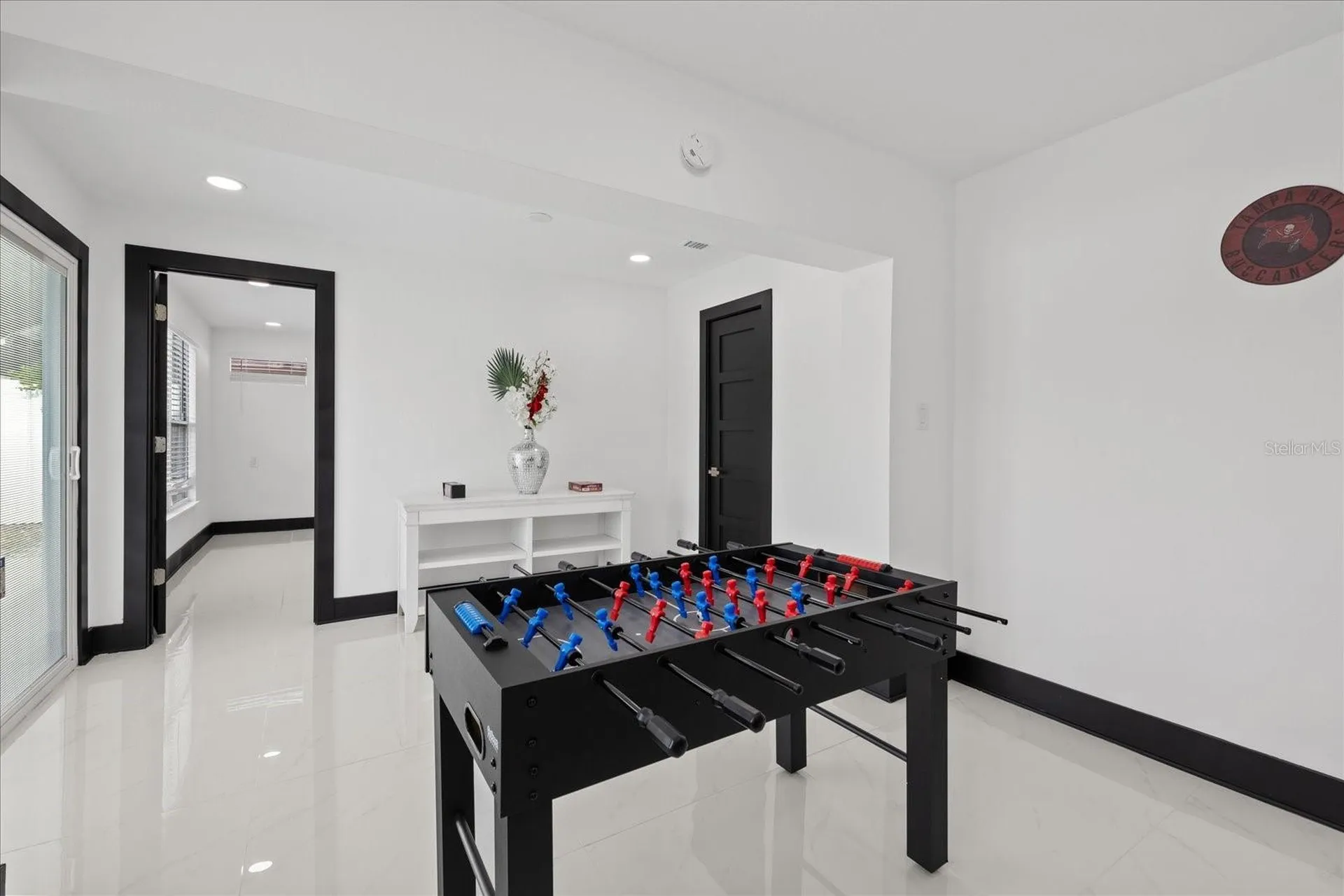 2461 69th Avenue S St Petersburg FL 33712