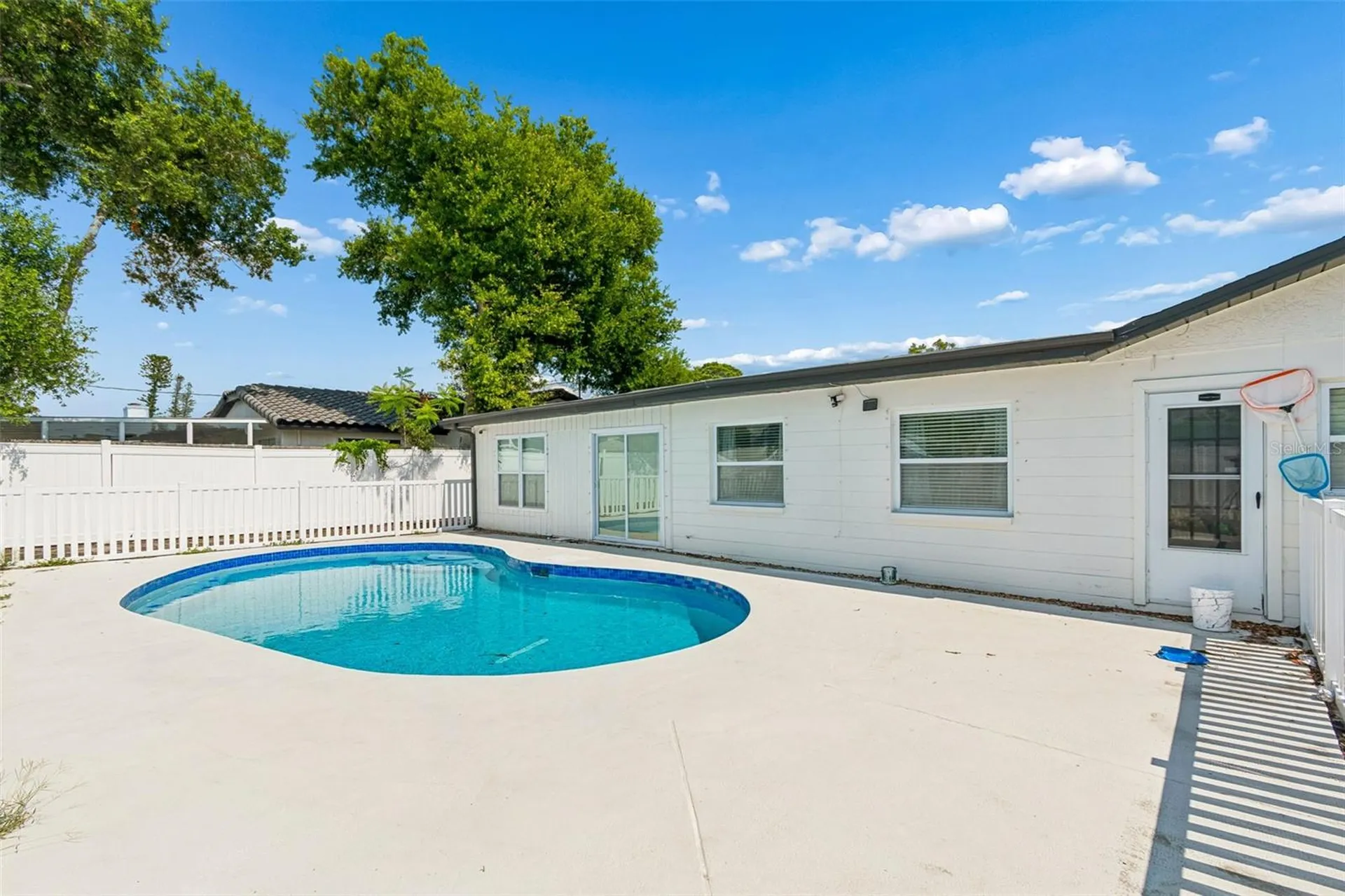 2461 69th Avenue S St Petersburg FL 33712