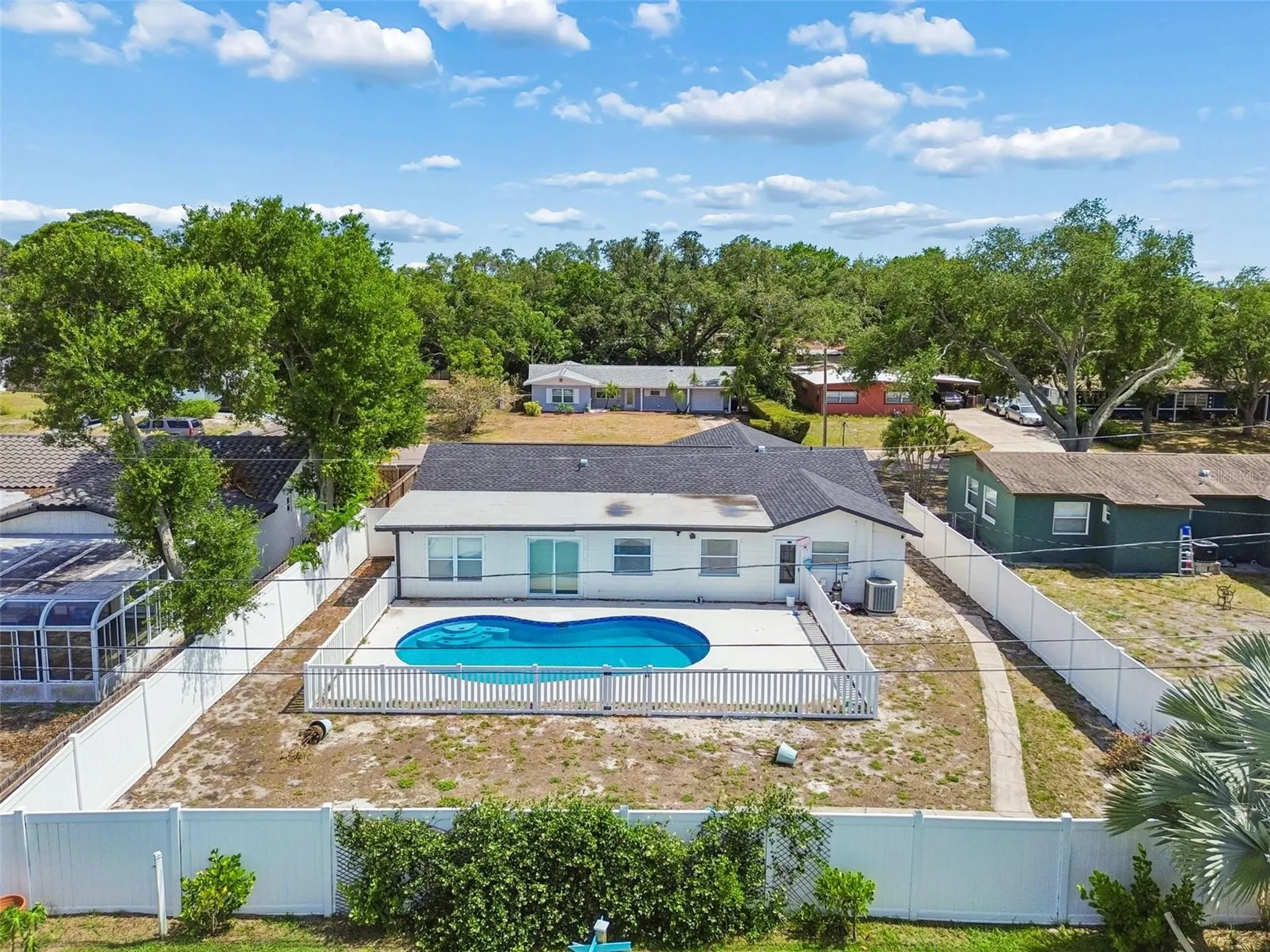 2461 69th Avenue S St Petersburg FL 33712