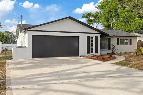 2461 69TH Avenue S St Petersburg FL 33712