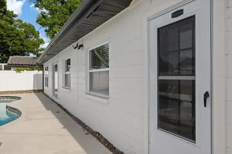 2461 69th Avenue S St Petersburg FL 33712