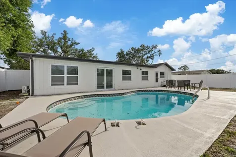 2461 69th Avenue S St Petersburg FL 33712