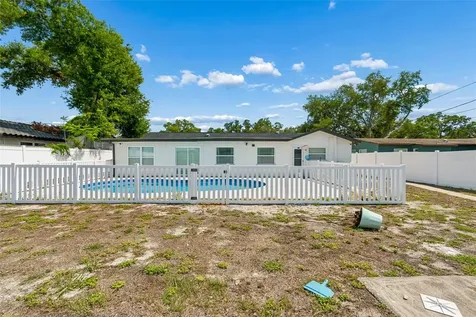 2461 69th Avenue S St Petersburg FL 33712