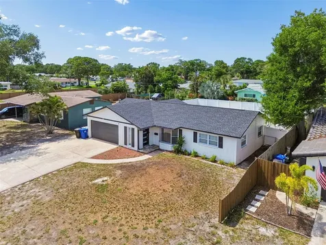 2461 69th Avenue S St Petersburg FL 33712