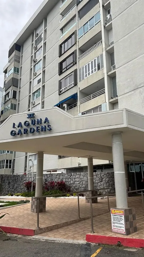 Cond Laguna Gardens 2 Carolina PR 00979