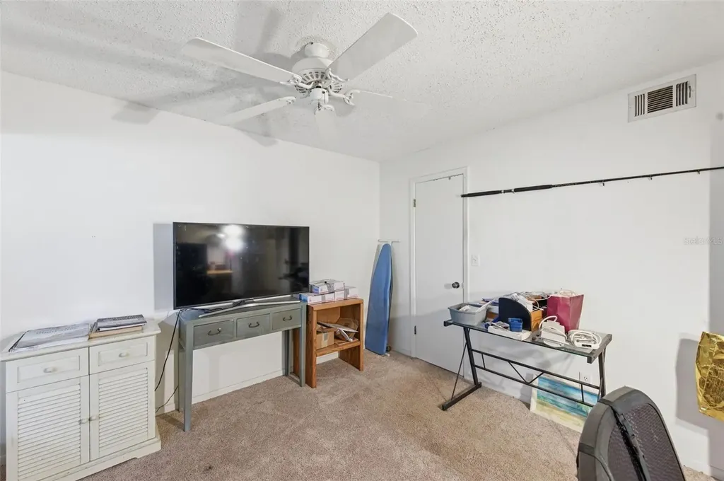 11201 122nd Avenue Largo FL 33778