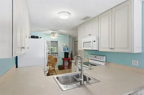 11201 122nd Avenue Largo FL 33778