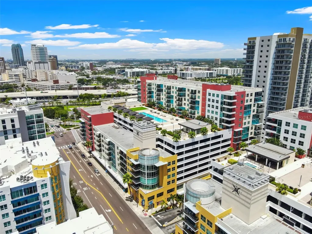 1208 E Kennedy Boulevard Tampa FL 33602
