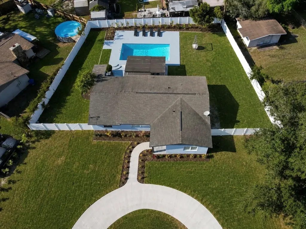 4312 E Grove View Avenue Tampa FL 33617