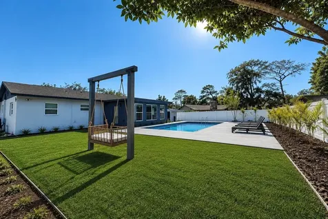 4312 E Grove View Avenue Tampa FL 33617