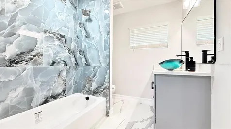 4312 E Grove View Avenue Tampa FL 33617