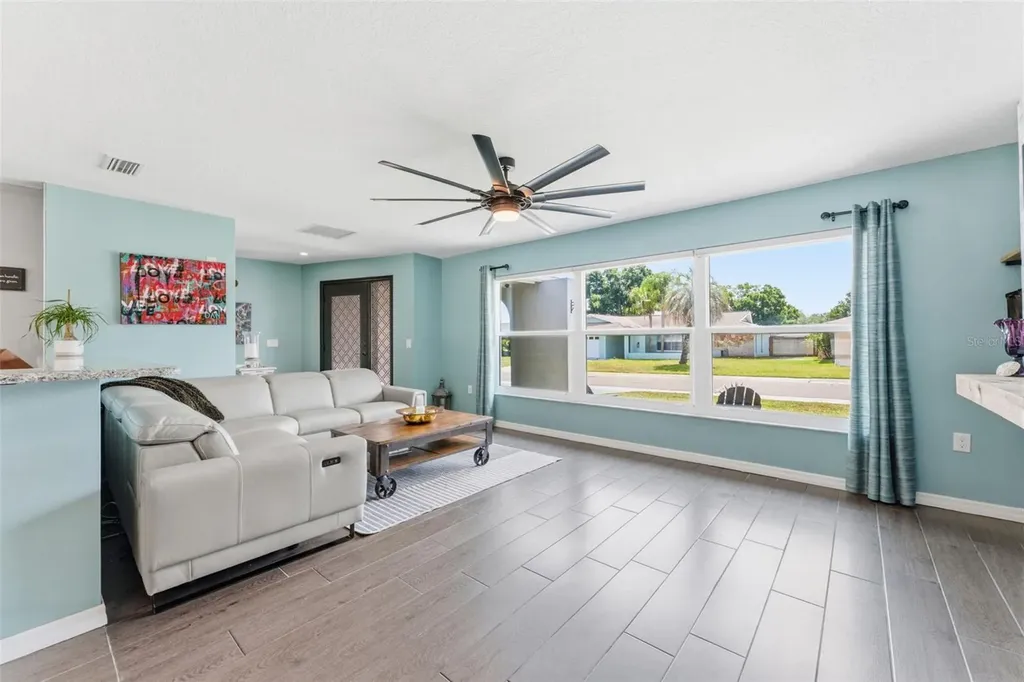 1138 Pelican Place Safety Harbor FL 34695