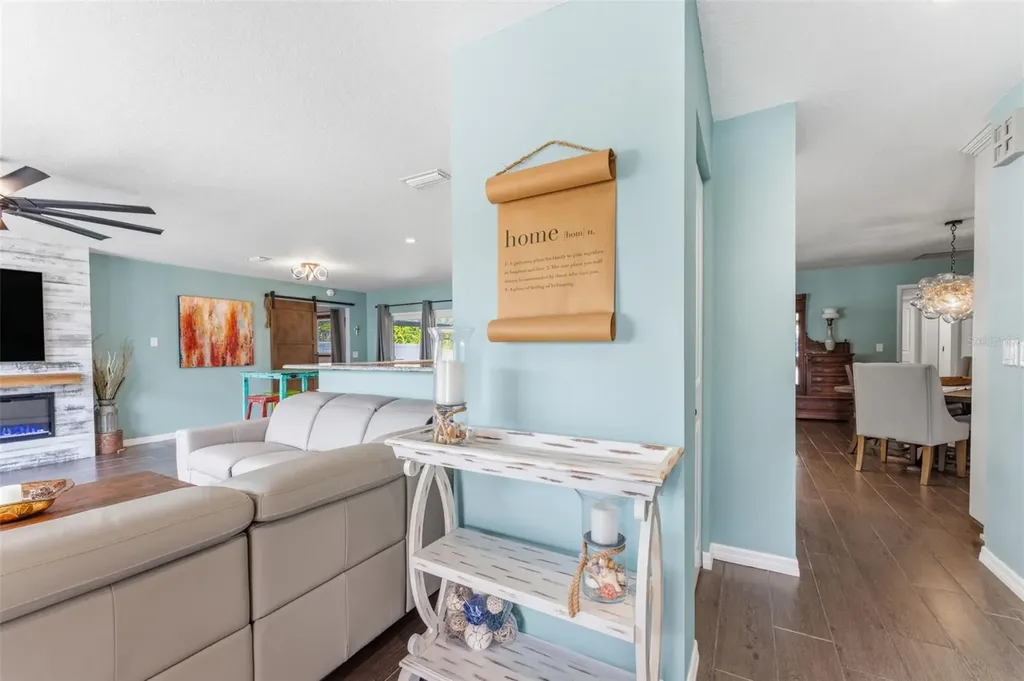 1138 Pelican Place Safety Harbor FL 34695