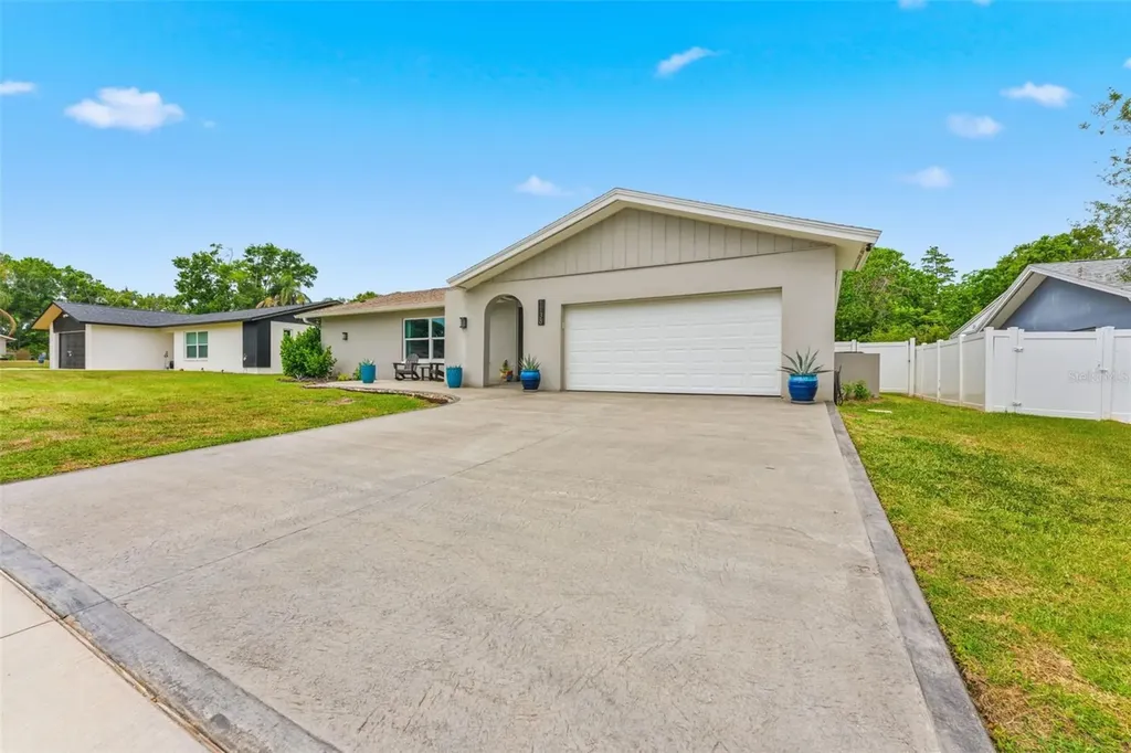 1138 Pelican Place Safety Harbor FL 34695