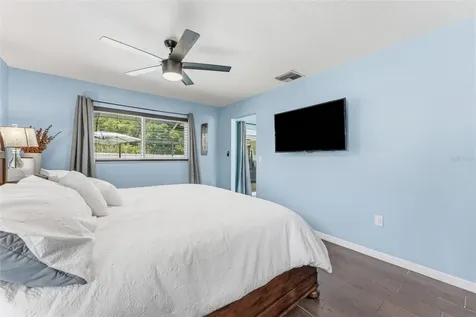 1138 Pelican Place Safety Harbor FL 34695