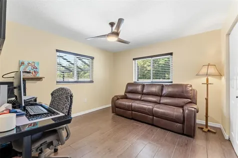 1138 Pelican Place Safety Harbor FL 34695