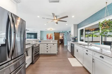 1138 Pelican Place Safety Harbor FL 34695