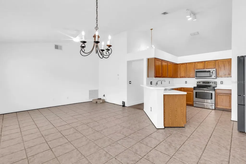 8141 Fort Thomas Way Orlando FL 32822