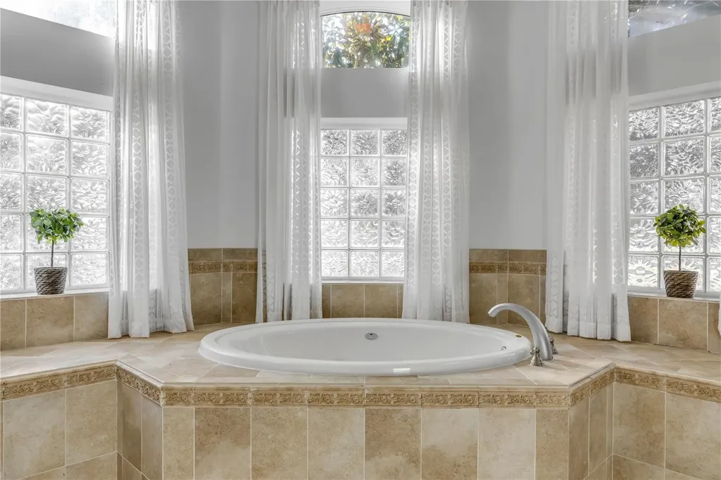3021 Isola Bella Boulevard Mount Dora FL 32757