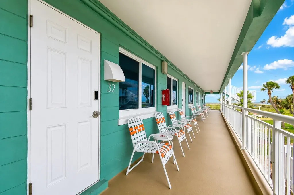11730 Gulf Boulevard St Petersburg FL 33706