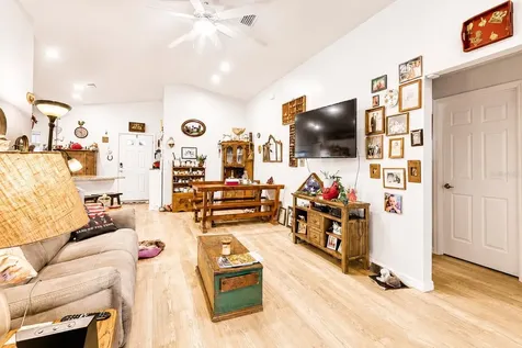 10541 S Drew Bryant Circle Floral City FL 34436