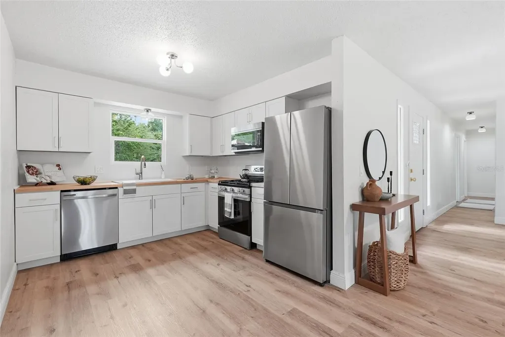2264 NW 36th Avenue Gainesville FL 32605