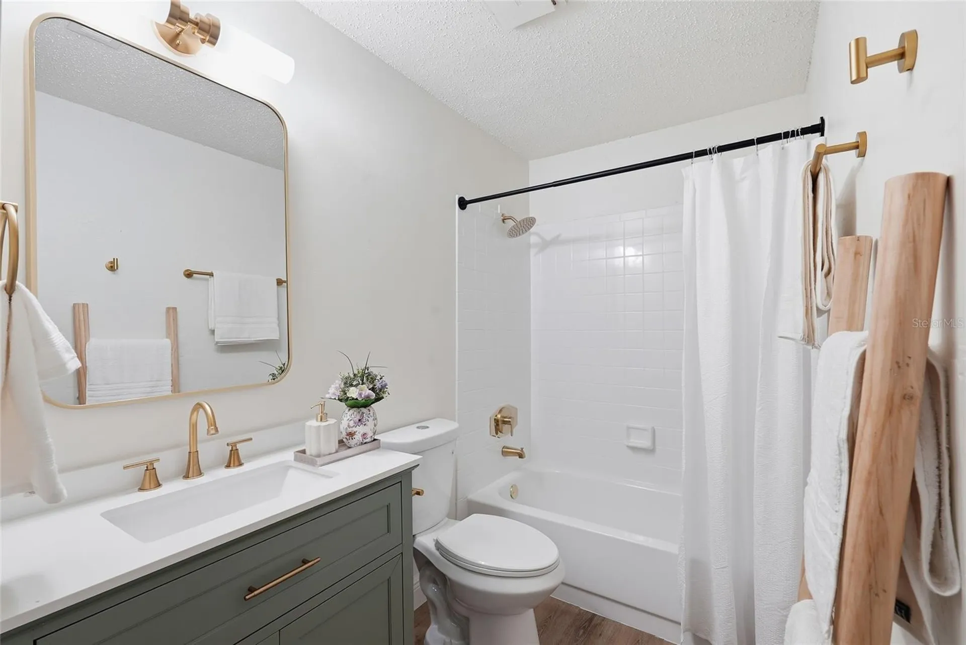 2264 NW 36th Avenue Gainesville FL 32605