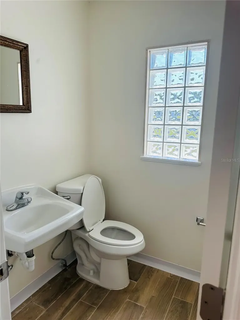 7904 Us Highway 19 Port Richey FL 34668