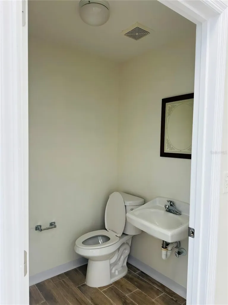 7904 Us Highway 19 Port Richey FL 34668