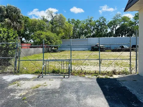 7904 Us Highway 19 Port Richey FL 34668
