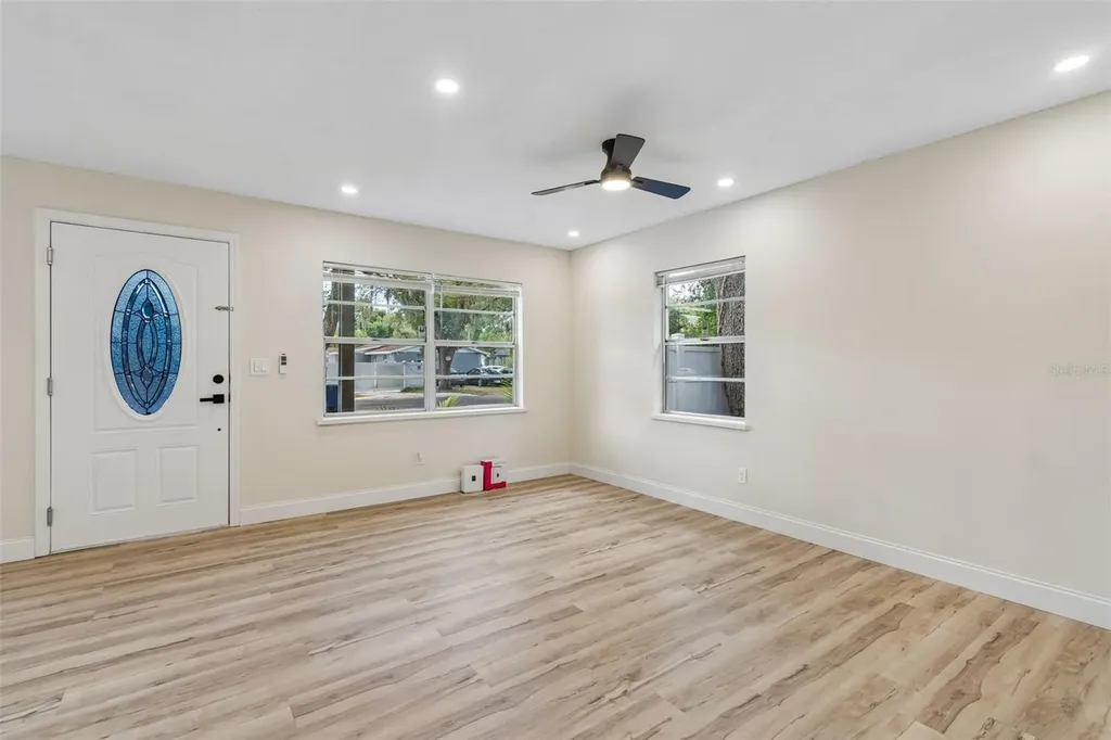 1105 W Yukon Street Tampa FL 33604