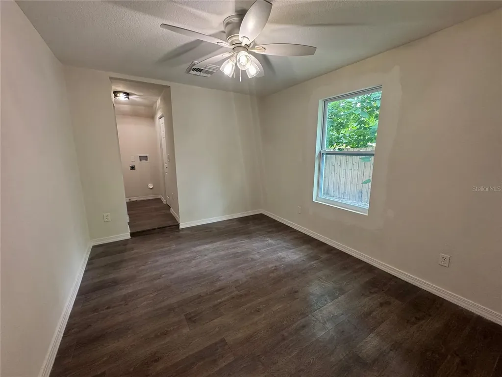 1105 W Yukon Street Tampa FL 33604