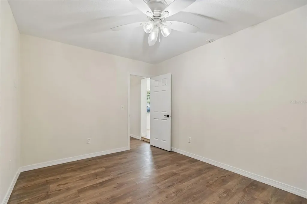 1105 W Yukon Street Tampa FL 33604