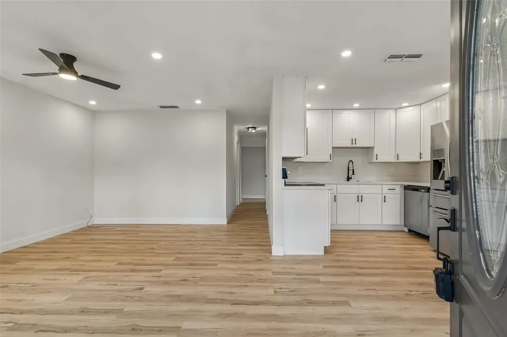 1105 W Yukon Street Tampa FL 33604