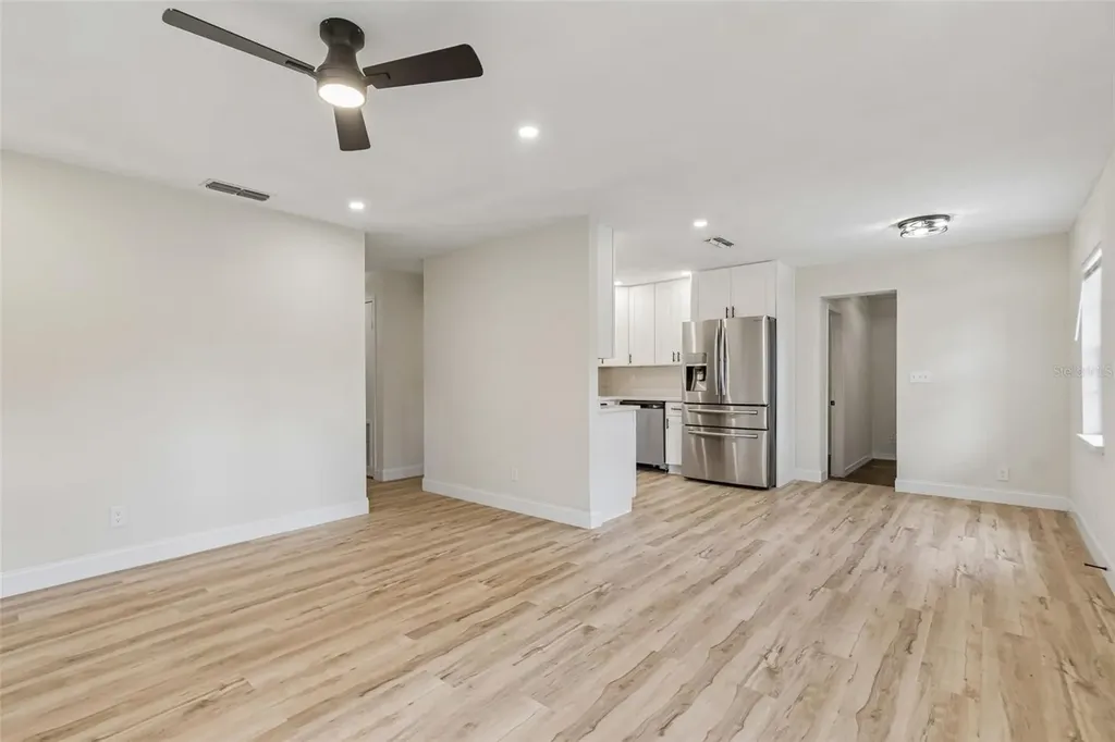 1105 W Yukon Street Tampa FL 33604
