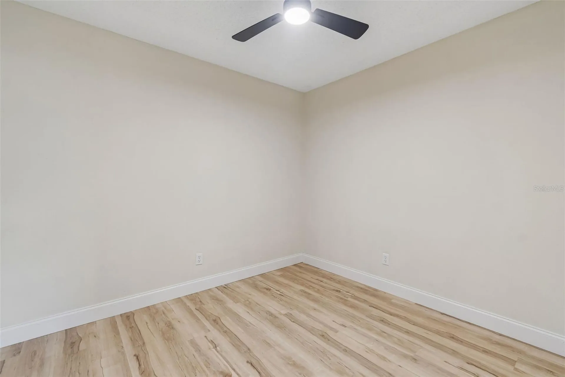 1105 W Yukon Street Tampa FL 33604