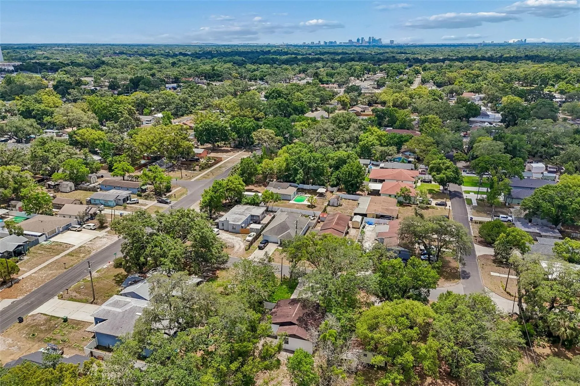 1105 W Yukon Street Tampa FL 33604