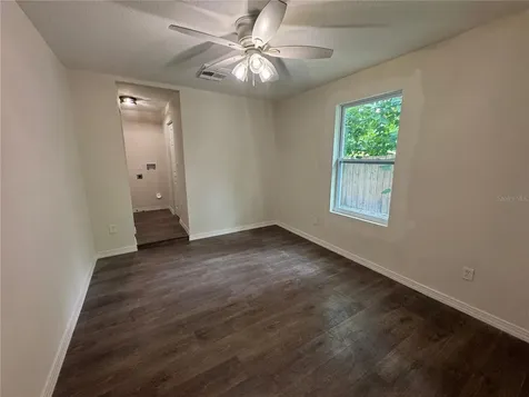 1105 W Yukon Street Tampa FL 33604