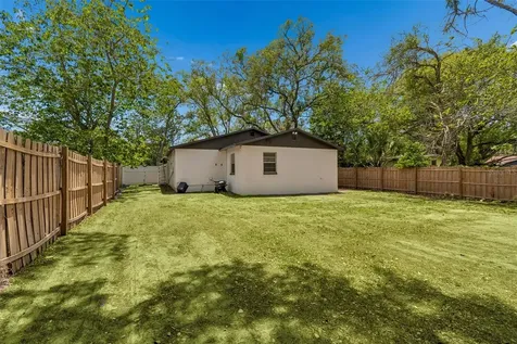 1105 W Yukon Street Tampa FL 33604