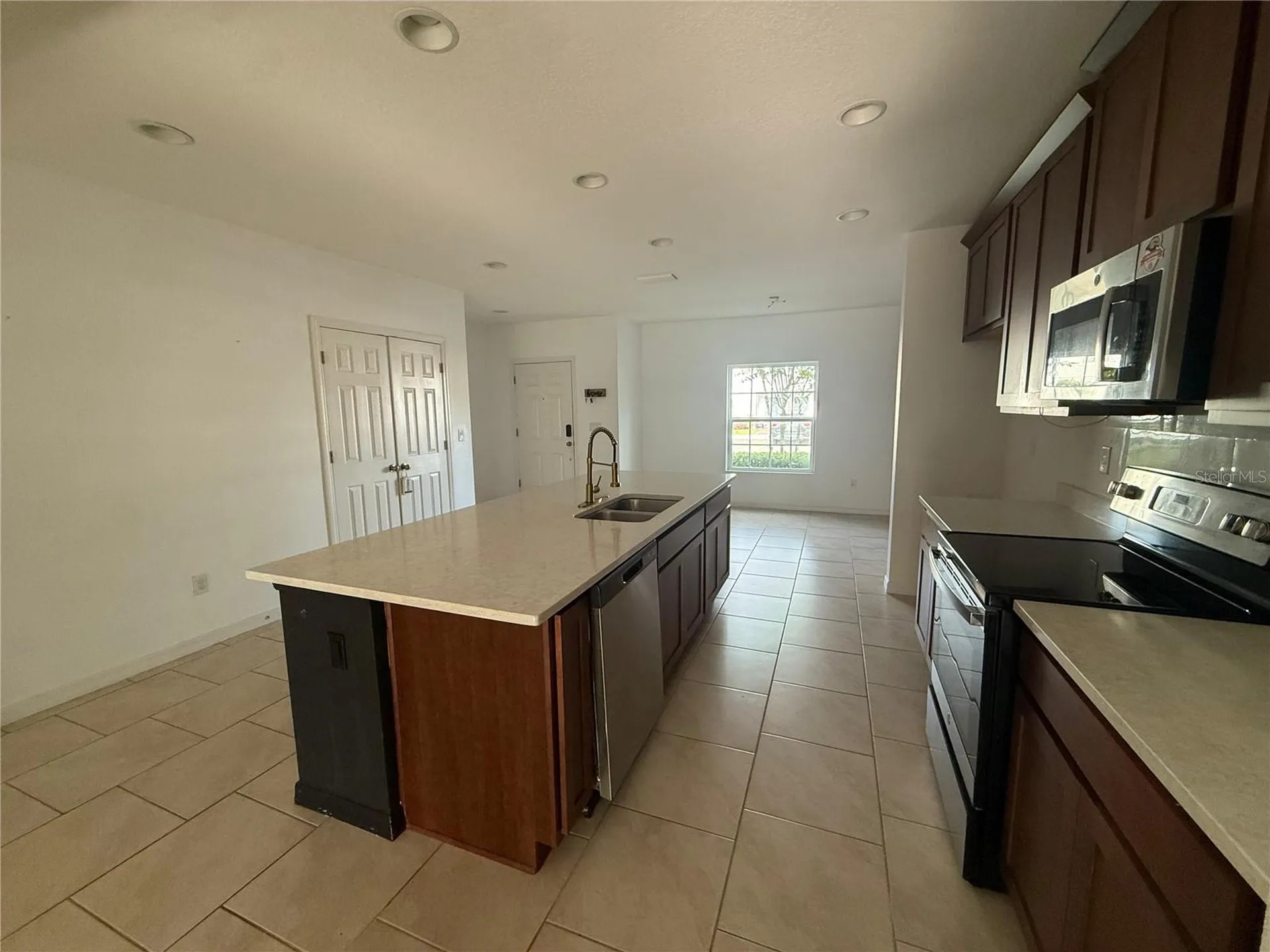 1182 Sand Torch Circle Davenport FL 33837