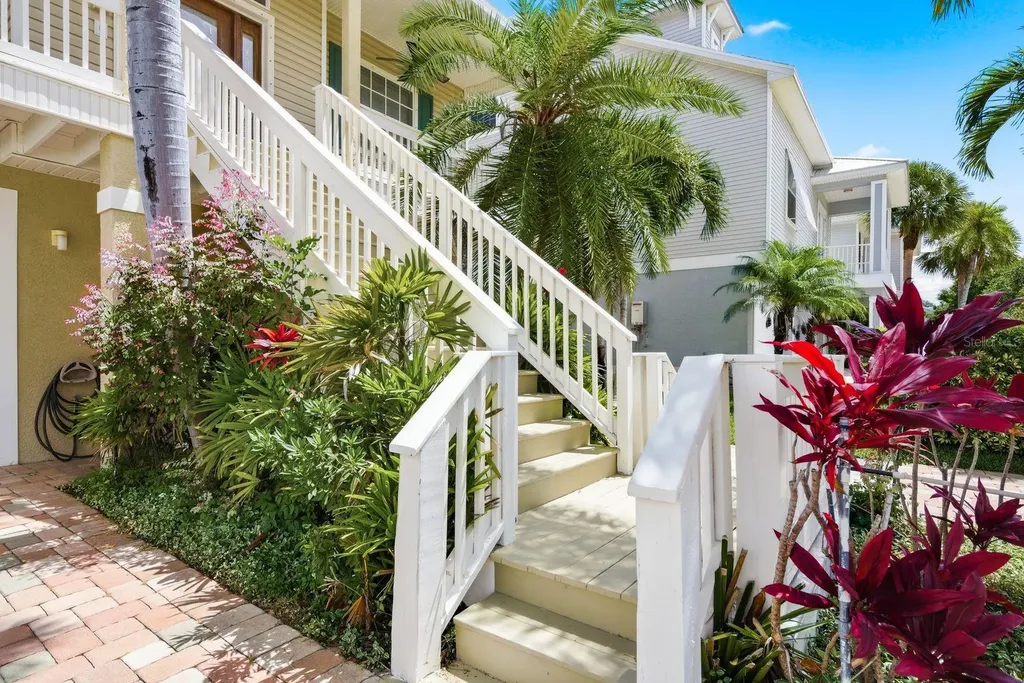 503 Palm Avenue Palm Harbor FL 34683
