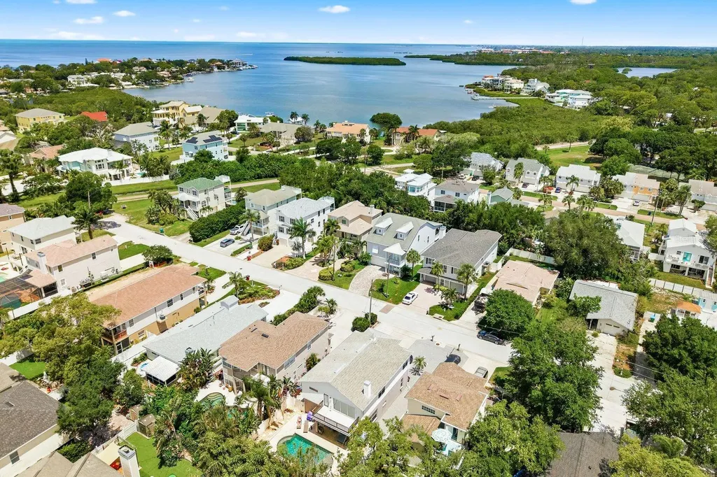 503 Palm Avenue Palm Harbor FL 34683